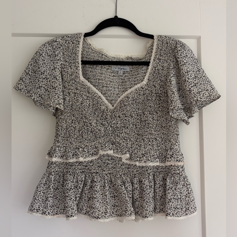 PolyGram by Piper & Scoot Smocked Floral Peplum Top | Medium